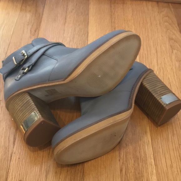 💥New!!💥TOP SHOP pale blue buckle ankle booties - Picture 5 of 8